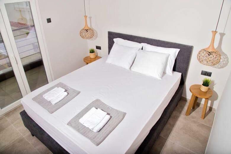 Vrasná Aelia Boutique Apartments & Rooms מראה חיצוני תמונה