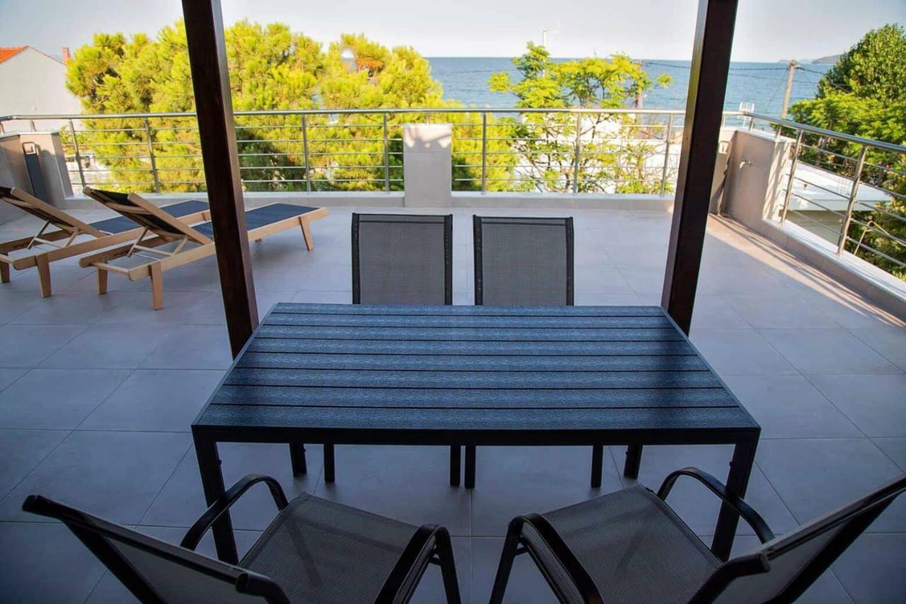 Vrasná Aelia Boutique Apartments & Rooms מראה חיצוני תמונה